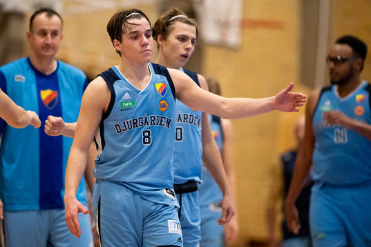 Djurgårdens Linus Skeppar jublar