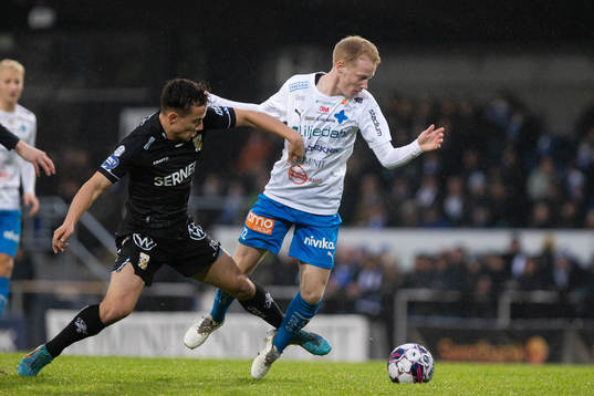 Värnamos David Edvardsson och IFK Göteborgs Hussein