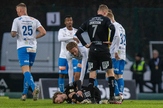 IFK Göteborgs Gustaf Norlin har ont