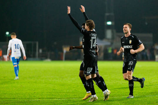 IFK Göteborgs Gustaf Norlin jublar