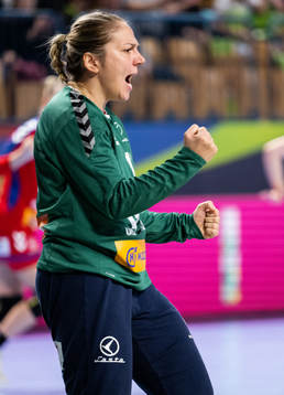 Maja Vojnovic of Slovenia celebrates