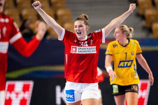 Rikke Iversen of Denmark celebrates