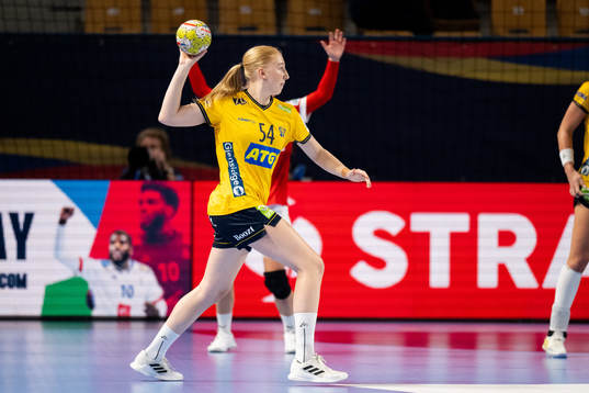 Tyra Axner of Sweden
