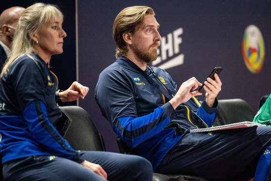 Goalkeeper coach Thomas Forsberg of Sweden