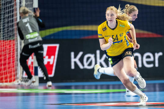 Tyra Axnér of Sweden