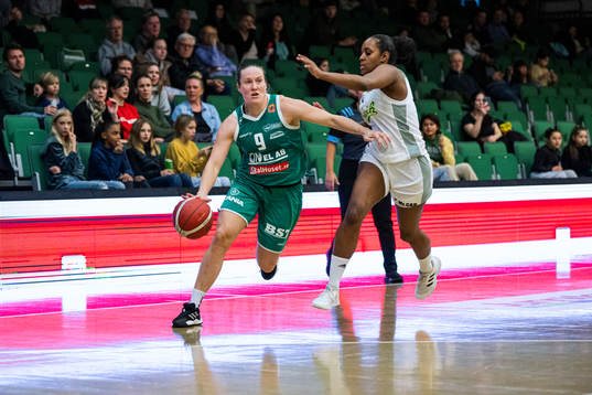 Södertäljes Elin Eldebrink och Alviks Divora Alem