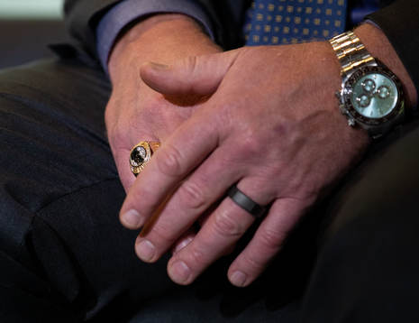 A detail of Daniel Alfredsson’s ring