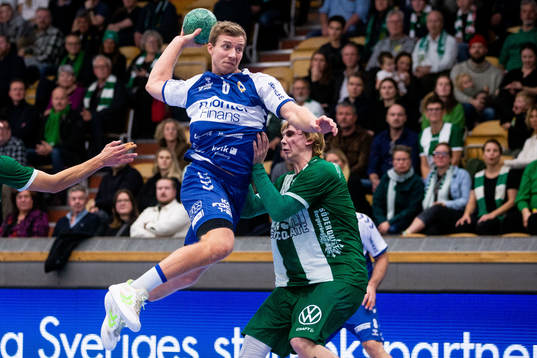 Redbergslids Anton Gustafsson och Hammarbys Edwin Aspenbäck