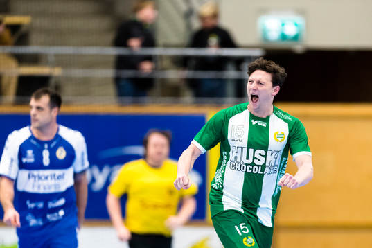Hammarbys Johan Nilsson jublar