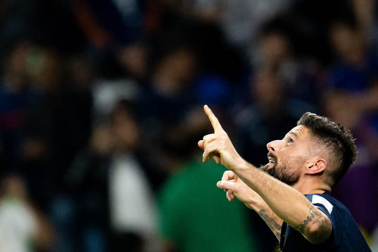 Olivier Giroud of France celebrates the 4-1 goal