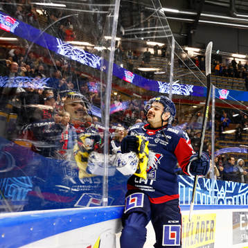 Linköpings Ty Rattie jublar