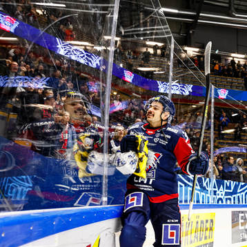 Linköpings Ty Rattie jublar