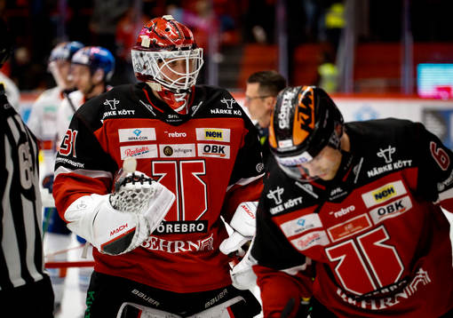 Örebros målvakt Jonas Arntzen deppar