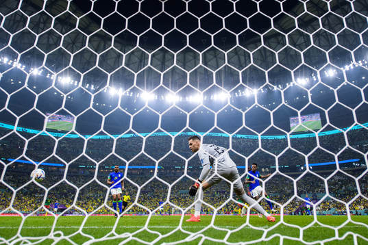 Bläddra bland fler bilder av FIFA World Cup 2022, day 13, Cameroon - Brazil