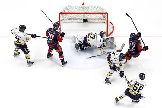 Mål gav Linköpings Vilmos Gallo förbi HV71s målvakt