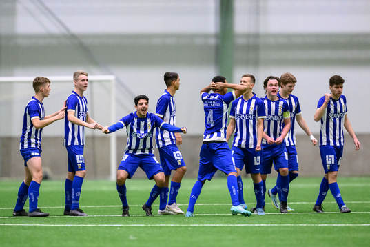 IFK Göteborgs spelare jublar
