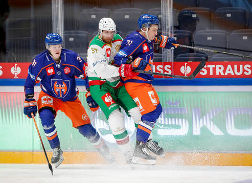 Vojtěch Mozík of Rögle and Topi Rönni and Kristian