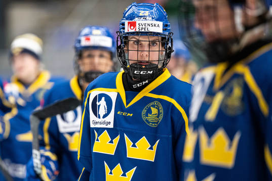 Julia Östlund of Sweden looks dejected
