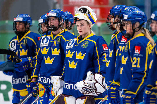Goaltender Emma Söderberg of Sweden