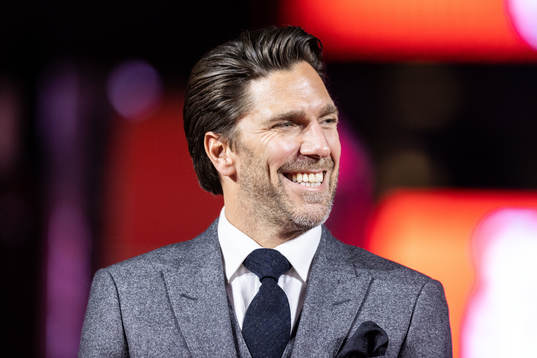 Henrik Lundqvist hyllas