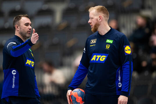 assisterande förbundskapten Michael Apelgren och Jim