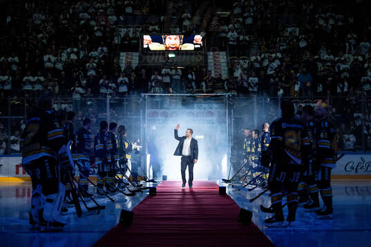Bläddra bland fler bilder av Ishockey, SHL, HV71 - Brynäs