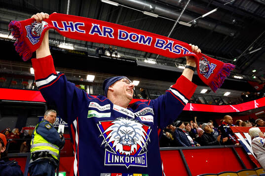 Linköpings-supporter jublar