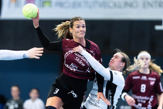 Bläddra bland fler bilder av Handboll, SHE, VästeråsIrsta - Lugi