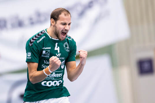 Varbergs Daniel Lindroos jublar