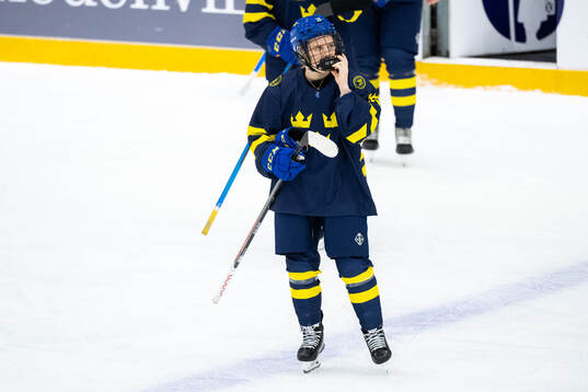 Emilia Bergeby Hallbeck of Sweden looks dejected