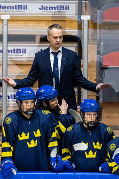 Head coach Andreas Karlsson of Sweden