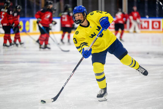 Mira Hallin of Sweden