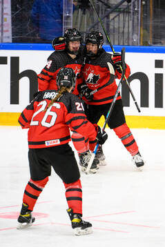Emma Pais of Canada celebrates