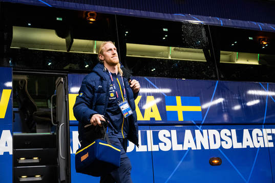 Mikael Appelgren of Sweden arrive to the stadium