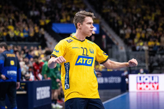 Lucas Pellas of Sweden celebrates