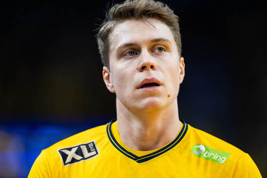 Lucas Pellas of Sweden