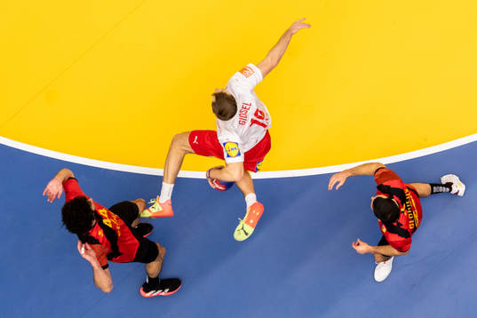 Mathias Gidsel of Denmark against Beule Jeroen De and