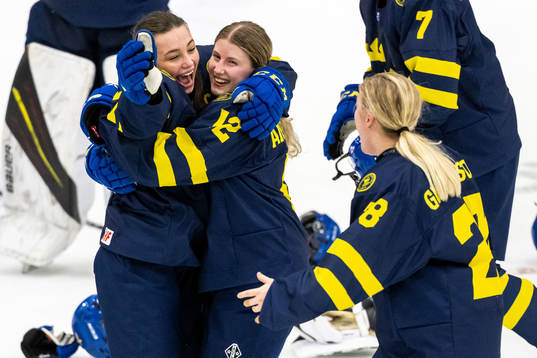 Stina Andersson, Moa Gustafsson and Stella Lindell of