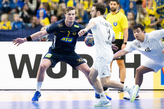 Jonathan Carlsbogård of Sweden