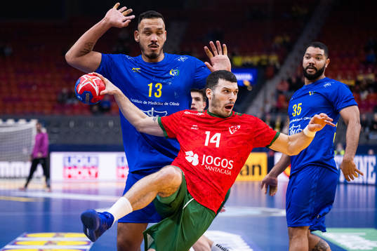 of Brazil Rogerio Moraes and of Portugal Rui Silva