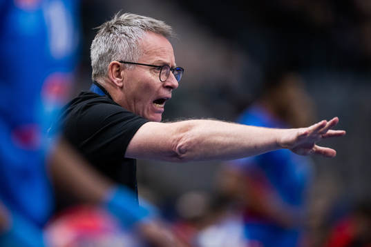 head coach Gudmundur Thordur Gudmundsson of Iceland