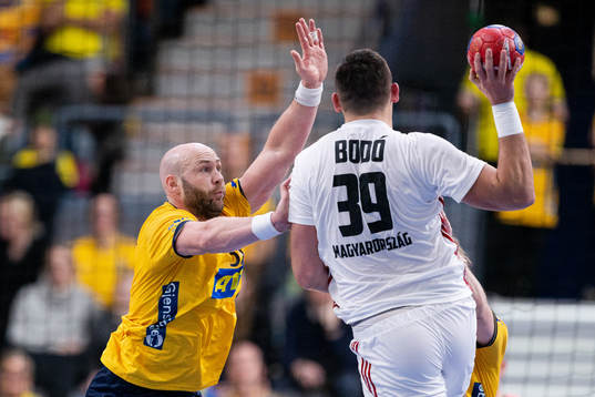 Oscar Bergendahl of Sweden against Richard Bodo of Hungary