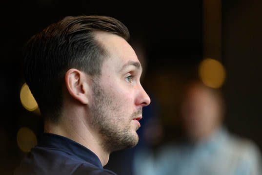 Hampus Wanne at a press event with Sweden