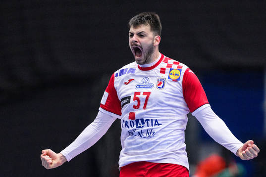 Filip Glavas of Croatia celebrates
