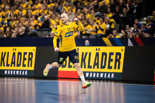 Daniel Pettersson of Sweden celebrates