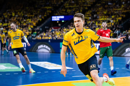 Lucas Pellas of Sweden celebrates