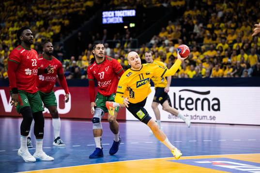 Daniel Pettersson of Sweden