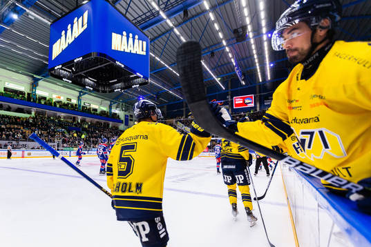 HV71s Victor Sjöholm