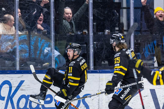 Västerås Anton Svensson jublar