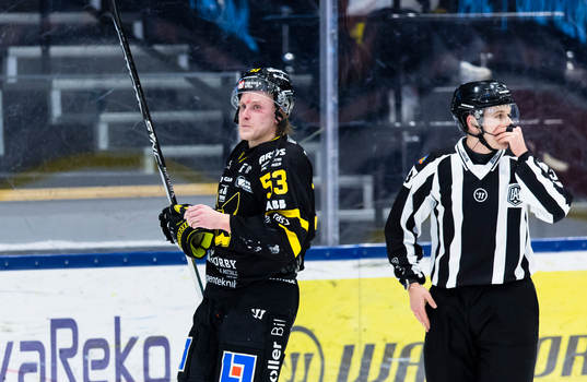Västerås Anthon Eriksson mot utvisningsbåset